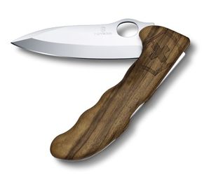 Lovecký nôž Victorinox Hunter Pro Wood drevený