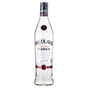St.Nicolaus Vodka Extra Jemná 0.70L